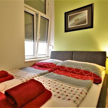 Modern Flat With 2 Rooms, Close To Schoenbrunn Wien Ngoại thất bức ảnh